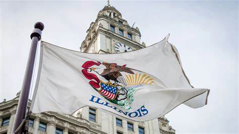 illinoislaw picture of flag and building